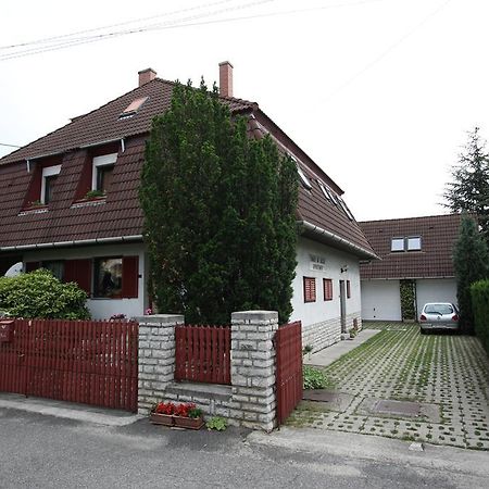 Füvesi Vendégház Balatonfüred Esterno foto